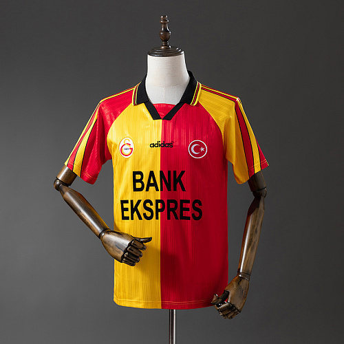 Galatasaray Galatasaray 97/98 Home Retro Jersey S-XXL