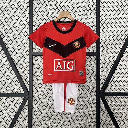 Manchester United kids M-U 09/10 home size: 16-28