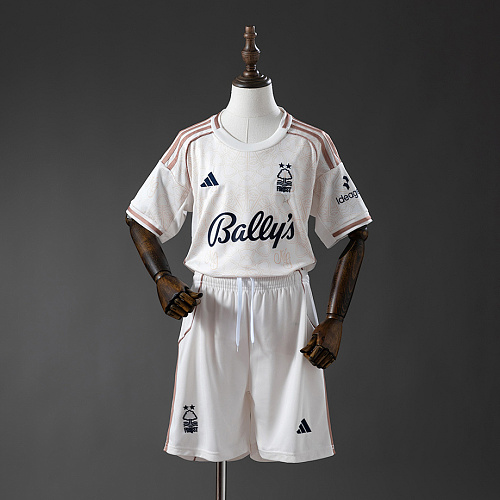 Nottingham Forest Nottingham Forest 25/26 Away Kids Jersey Size: 16-28
