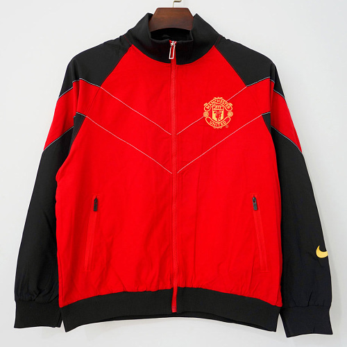 Manchester United 06/07 Manchester United Red Black Retro Windbreaker