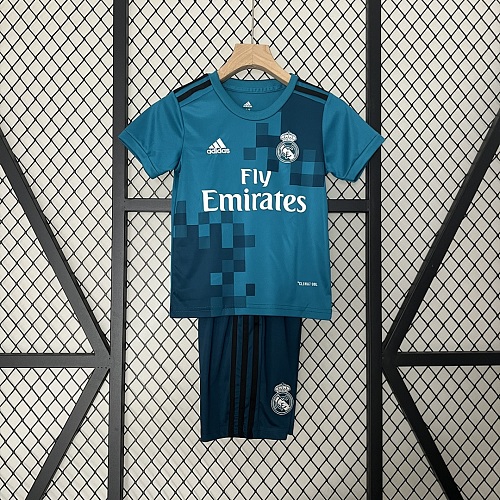 Real Madrid kids Real Madrid 17/18 third away size: 16-28