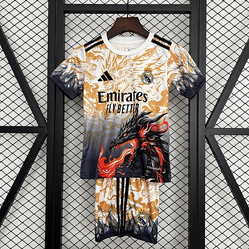 Real Madrid 25/26 Kids Real Madrid Special Edition Size: 16-28