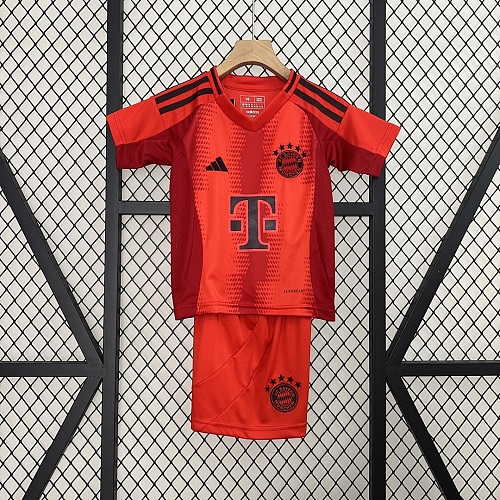 Bayern Munich 24/25 kids Bayern Munich home size: 16-28