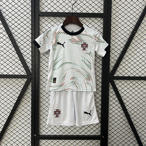 Portugal 2025 kids Portugal 2024 away size: 16-28