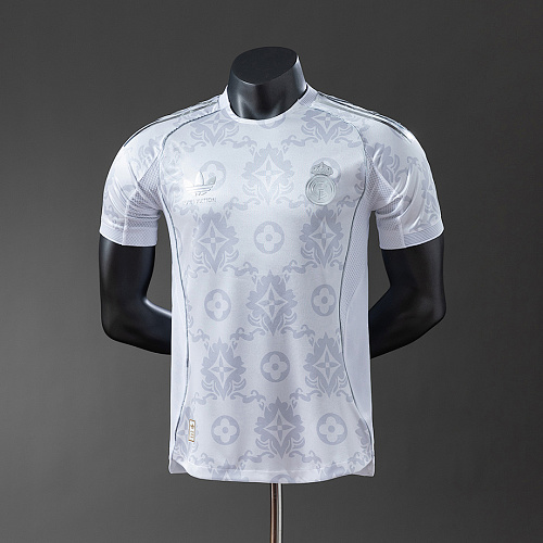 Real Madrid Retro 25/26 Players Real Madrid Special Edition S-XXL