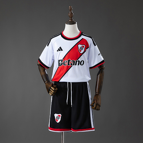 River Plate River Plate 26/27 Home Kids Kit Jersey Size:16-28