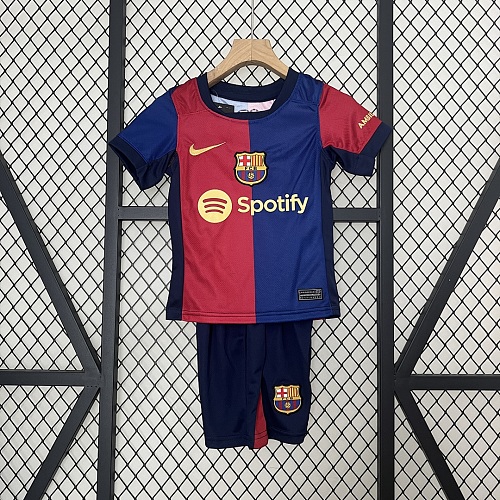 Barcelona 24/25 Kids Barcelona Home Size: 16-28