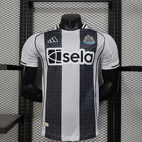 Newcastle United 25/26 Player Newcastle United Home S-XXL