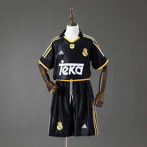 Real Madrid Real Madrid 99/01 Away Retro Kids Kit Jersey Size 16-28
