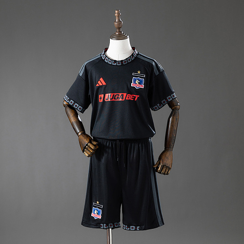 Colo Colo Colo Colo 26/27 Away Kids Kit Size 16-28