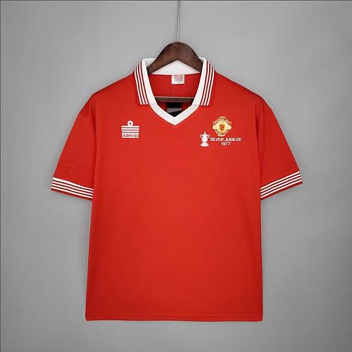 Manchester United Retro M. United 1977 home S-XXL