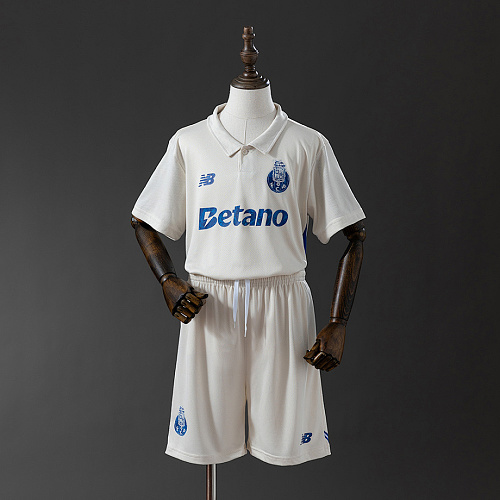 FC Porto 25/26 Kids Porto away Size: 16-28