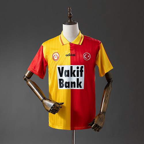 Galatasaray Galatasaray 96/97 Home Retro Jersey S-XXL