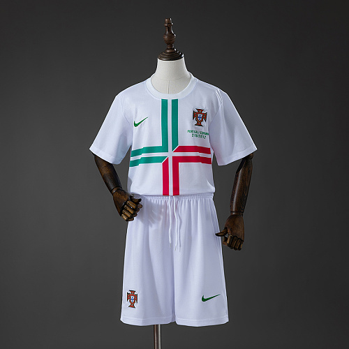 Portugal Portugal 2012 Away Retro Kids Kit Jersey SIZE 16-28