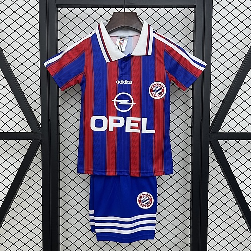 Bayern Munich kids Bayern Munich 95/97 Home size: 16-28