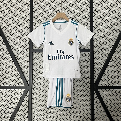 Real Madrid kids Real Madrid 17/18 home size: 16-28