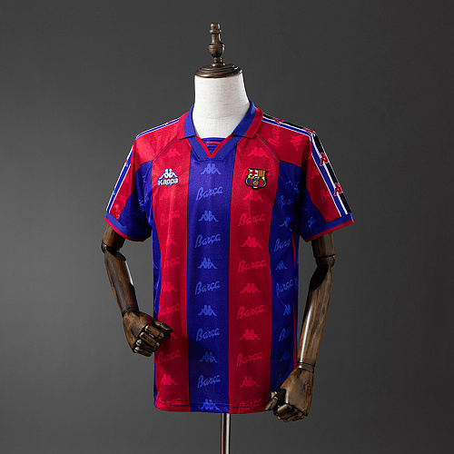 Barcelona Retro Barcelona 96/97 at home