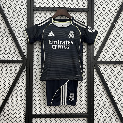 Real Madrid 25/26 Kids Real Madrid Away Size: 16-28