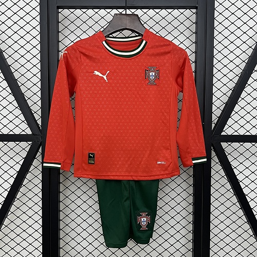 Portugal 2025 kids Portugal home size: 16-28