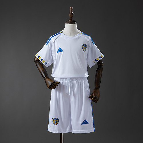 Leeds United Leeds United 25/26 Home Kids Kit Jersey Size 16-28