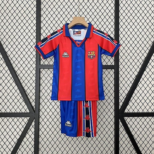 Barcelona kids Barcelona 95/97 home size: 16-28
