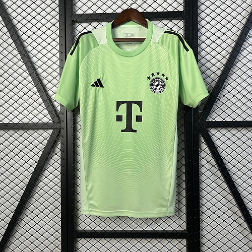 Bayern Munich 25/26 Bayern Munich Goalkeeper S-XXL